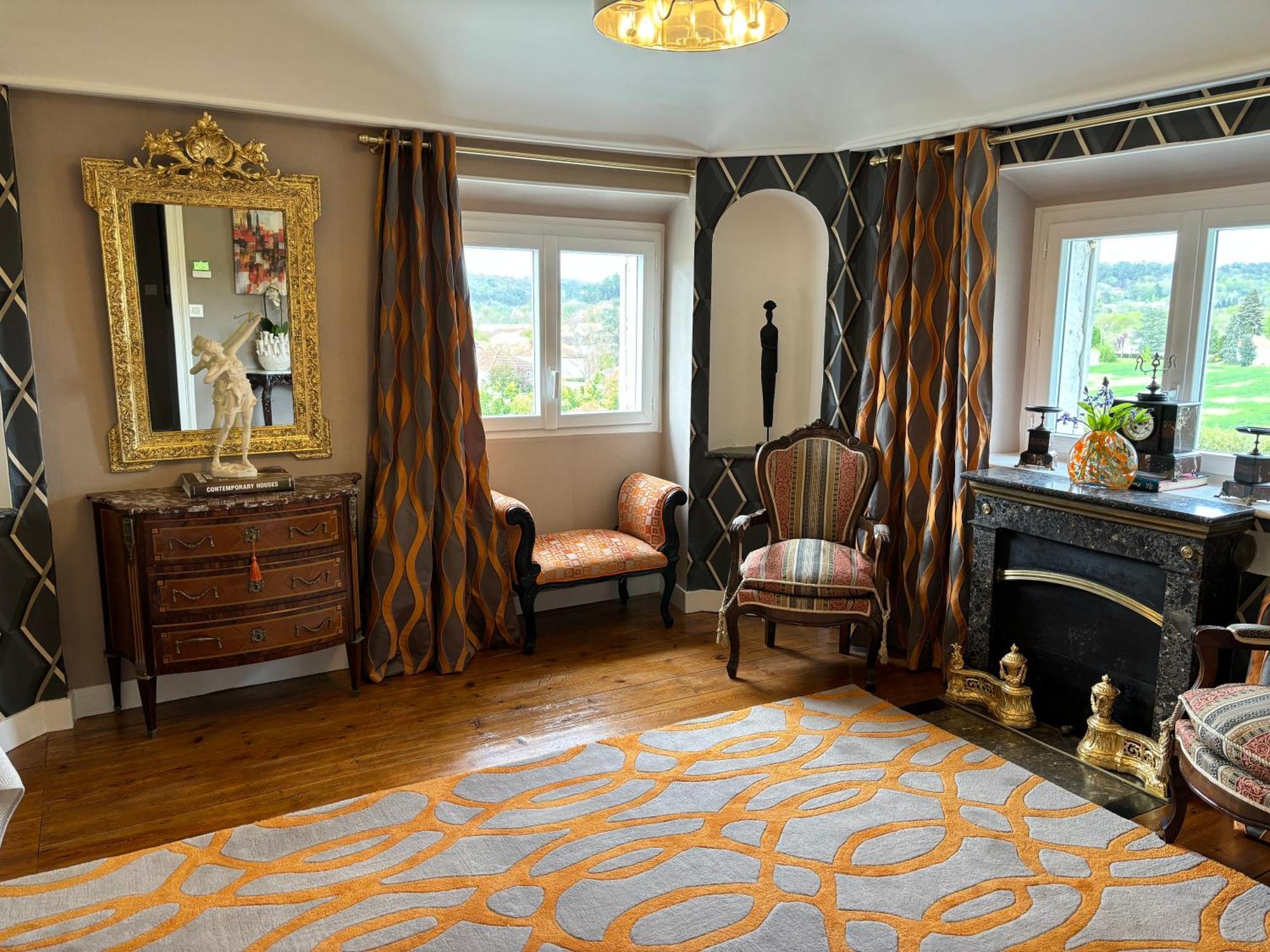 La Maison Au Cedre Bed & Breakfast *